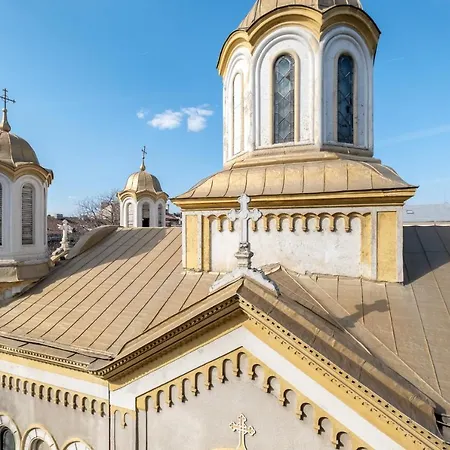 Wooden Castle - Top Center Sofia